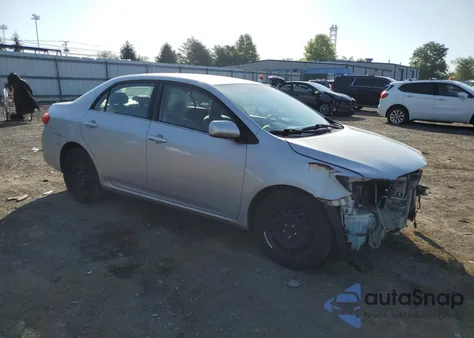 2013 Toyota Corolla Base из США, поврежденный, VIN 2T1BU4EE4DC920623